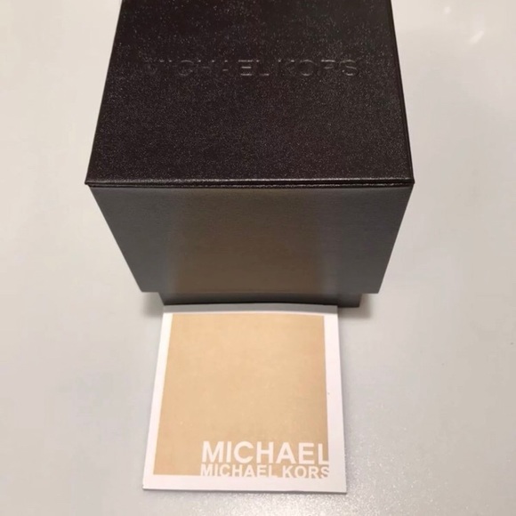 Michael Kora watch mk3369